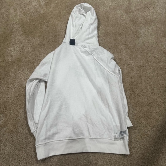 The North Face White Hoodie Women’s - Picture 4 of 9